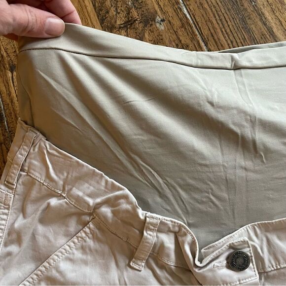 Christoff Beige Maternity Shorts/ Bermudas Size 8 - Picture 2 of 12